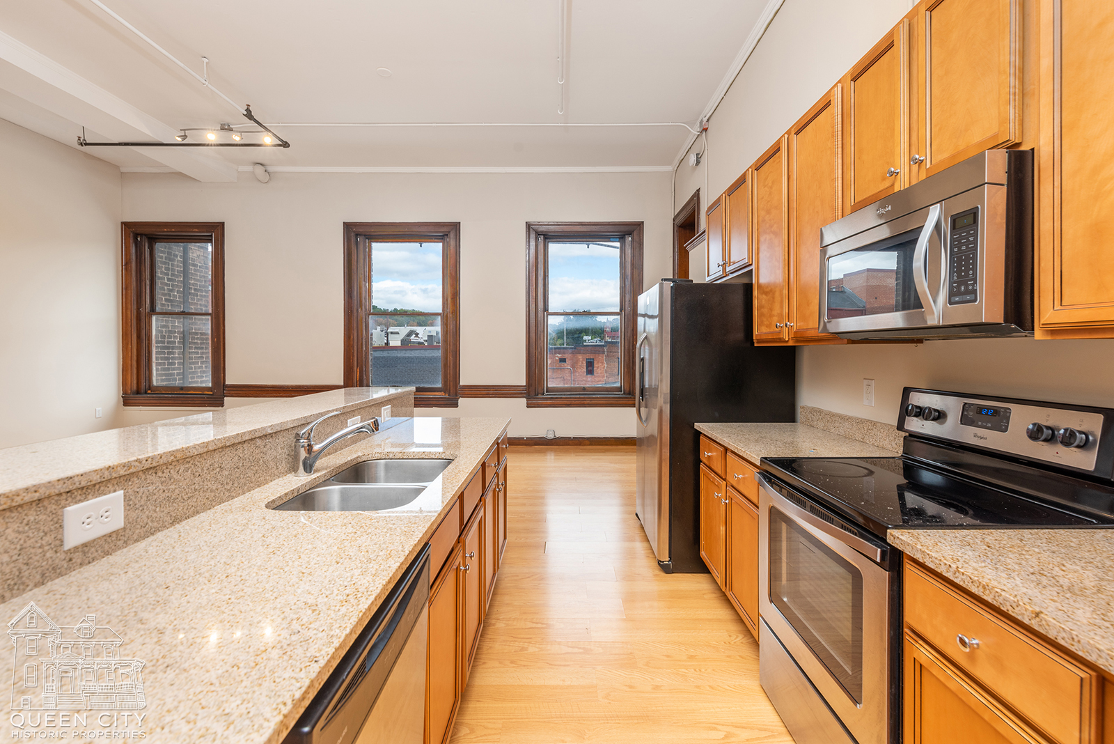 Property thumbnail image